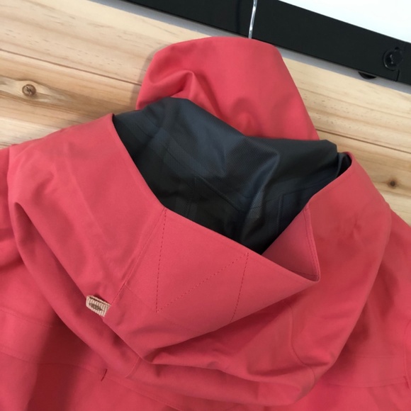 NWT Indygena Kisa Rain Jacket S Melon - Picture 8 of 16